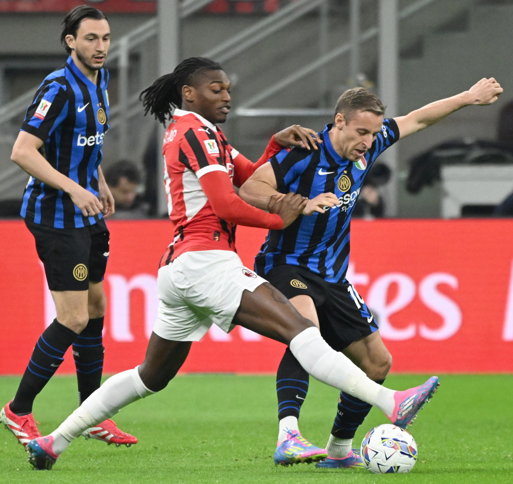 开云体育官网葡萄牙体育发布备战花絮，今夜主帅复盘，意大利杯任务艰巨，医务组通报恢复的简单介绍