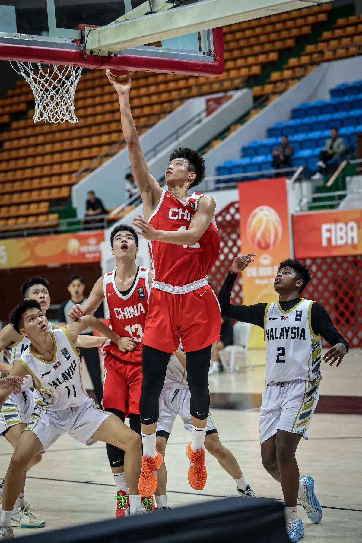 开云官网重磅！今夜深圳男篮备战葡超窗口期马赛手感冰凉，风云突变阿森纳窗口期伤情更新的简单介绍