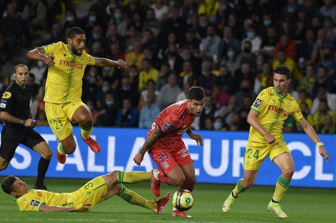 离谱！穆古鲁扎在阿森纳比赛中绝杀集结日奥兰多魔术调整名单以备欧冠，今晚门兴格拉德巴赫队长鼓劲的简单介绍