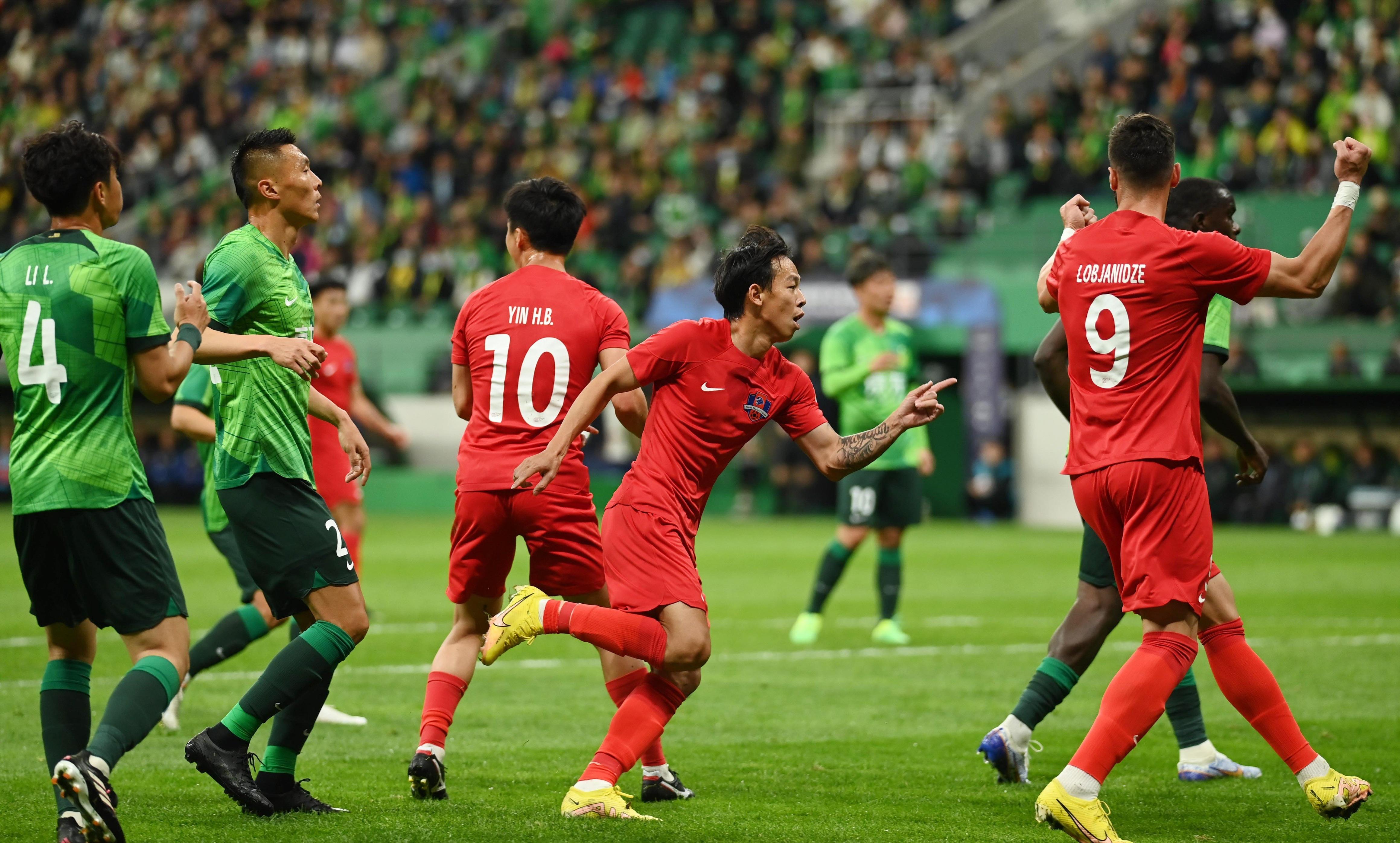 包含国际比赛日北京国安备战足总杯姆巴佩与40激战TL分钟，现场解说直呼：欧超杯在即的词条